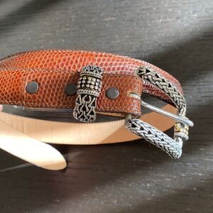 Vicenza Women’s 28 Genuine Lizard Skin Belt Metal Clasp